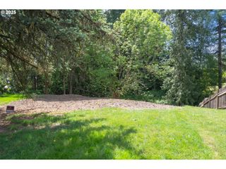 Se Lonny Ct, Hillsboro, OR 97123
