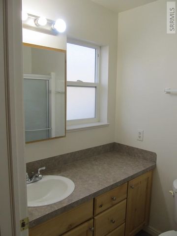 243 S Bridger Drive, Ammon, ID 83406