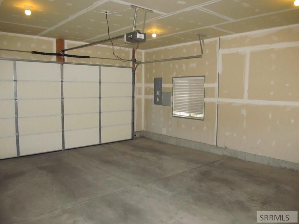 Image 13 of property listing at 243 S Bridger Drive, Ammon, ID 83406