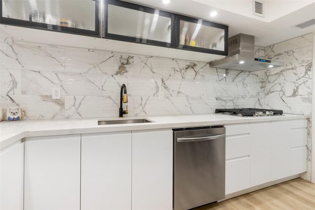 3140 S Ocean Drive 208, Hallandale Beach, FL 33009