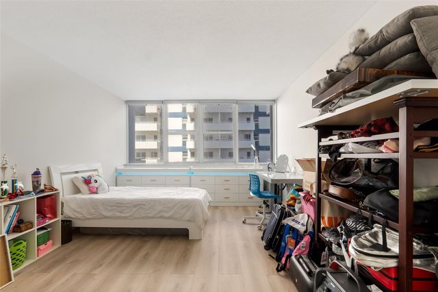 3140 S Ocean Drive 208, Hallandale Beach, FL 33009