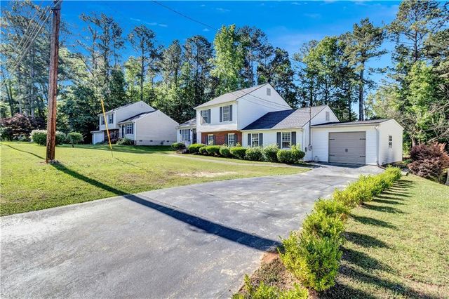 2225 Pleasant Hill Road, Atlanta, GA 30349