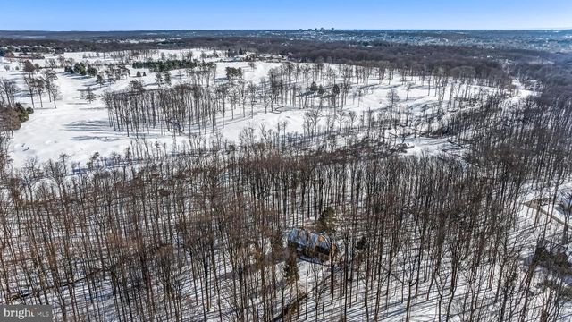 901 CHESTNUT RIDGE DR, Lutherville Timonium, MD 21093