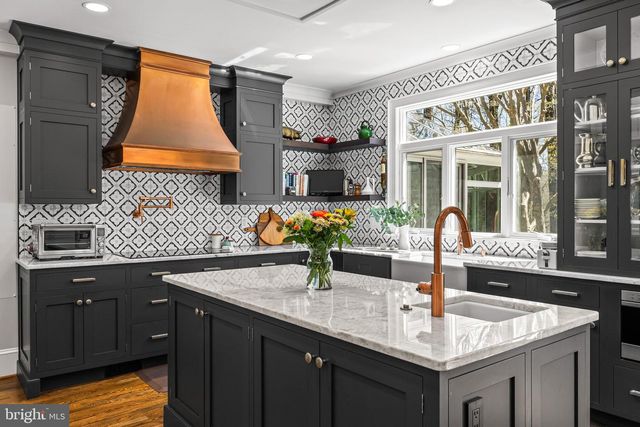 901 CHESTNUT RIDGE DR, Lutherville Timonium, MD 21093