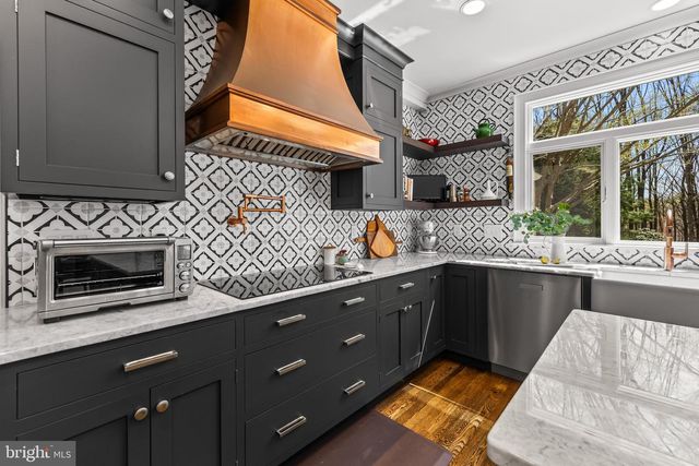 901 CHESTNUT RIDGE DR, Lutherville Timonium, MD 21093