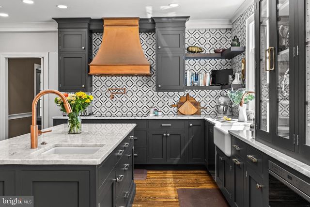 901 CHESTNUT RIDGE DR, Lutherville Timonium, MD 21093
