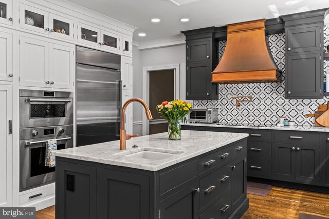901 CHESTNUT RIDGE DR, Lutherville Timonium, MD 21093