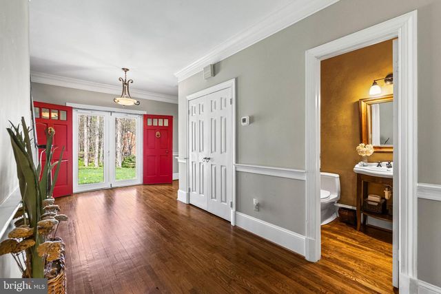 901 CHESTNUT RIDGE DR, Lutherville Timonium, MD 21093