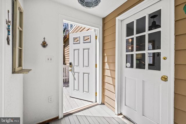 901 CHESTNUT RIDGE DR, Lutherville Timonium, MD 21093