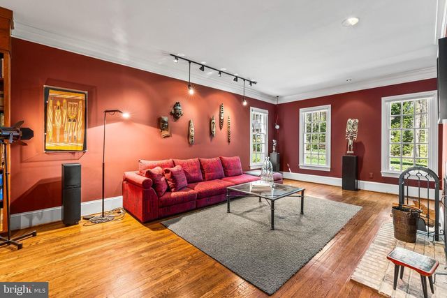 901 CHESTNUT RIDGE DR, Lutherville Timonium, MD 21093