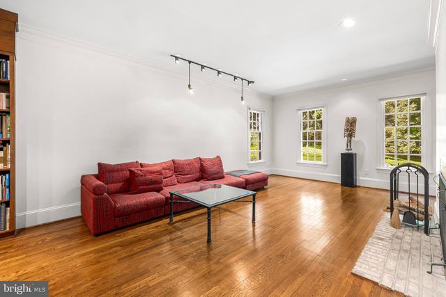 901 CHESTNUT RIDGE DR, Lutherville Timonium, MD 21093