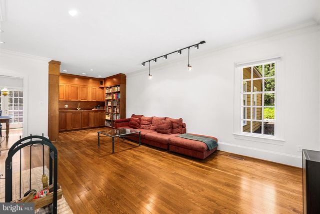 901 CHESTNUT RIDGE DR, Lutherville Timonium, MD 21093