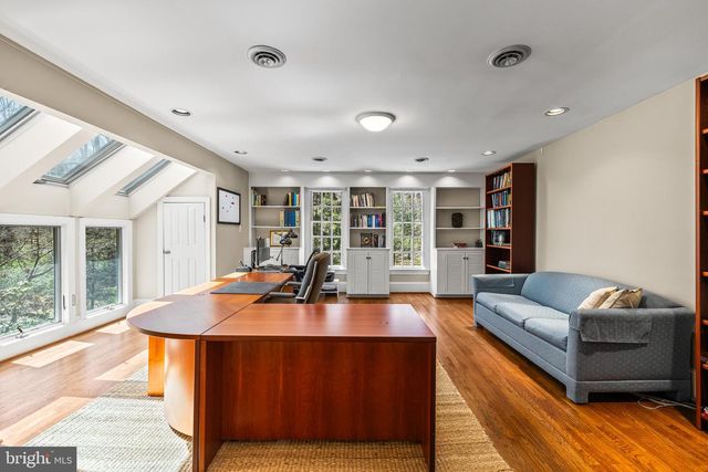 901 CHESTNUT RIDGE DR, Lutherville Timonium, MD 21093