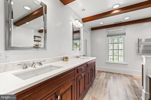 901 CHESTNUT RIDGE DR, Lutherville Timonium, MD 21093