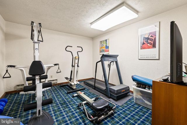 901 CHESTNUT RIDGE DR, Lutherville Timonium, MD 21093