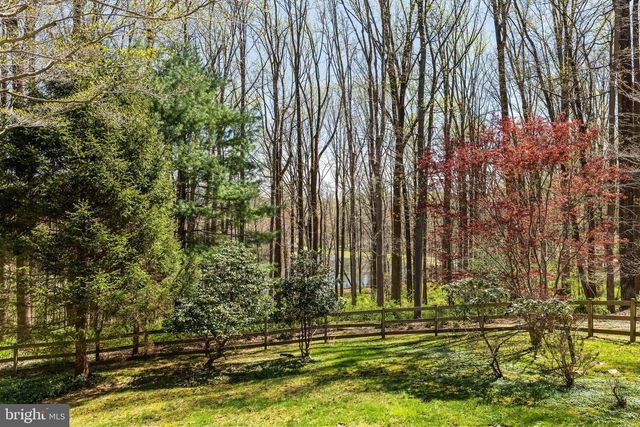 901 CHESTNUT RIDGE DR, Lutherville Timonium, MD 21093