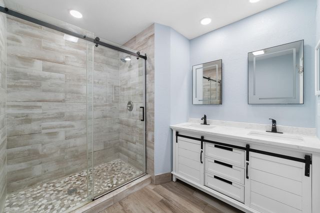 7 Cardiff Way, Boynton Beach, FL 33426