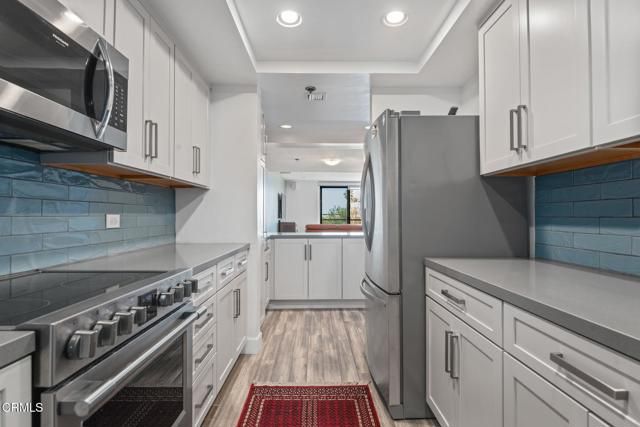 2920 Neilson Way 304, Santa Monica, CA 90405