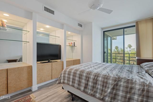 2920 Neilson Way 304, Santa Monica, CA 90405