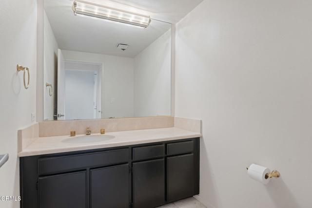 2920 Neilson Way 304, Santa Monica, CA 90405