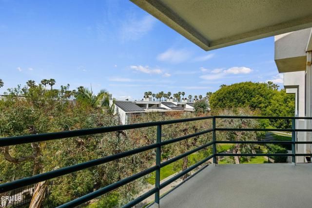 2920 Neilson Way 304, Santa Monica, CA 90405