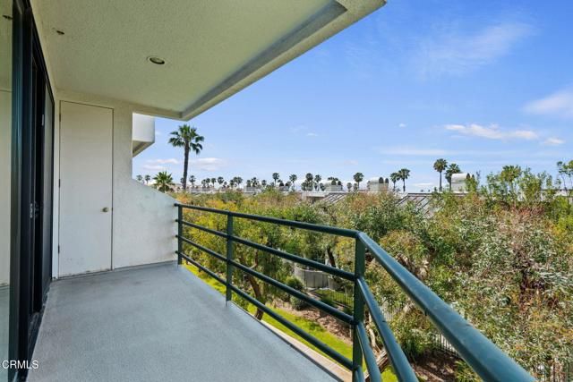 2920 Neilson Way 304, Santa Monica, CA 90405