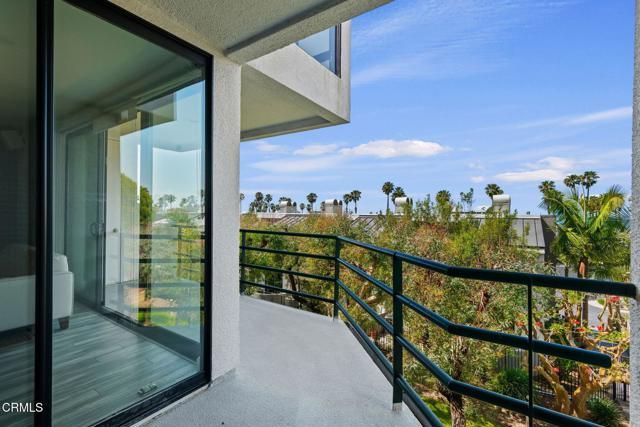 2920 Neilson Way 304, Santa Monica, CA 90405
