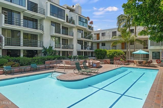 2920 Neilson Way 304, Santa Monica, CA 90405