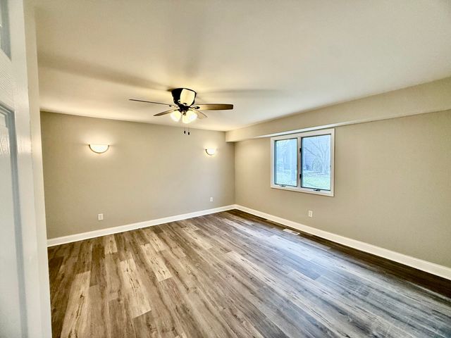 1962 Aspen Court, Crown Point, IN 46307