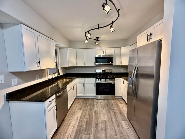 1962 Aspen Court, Crown Point, IN 46307