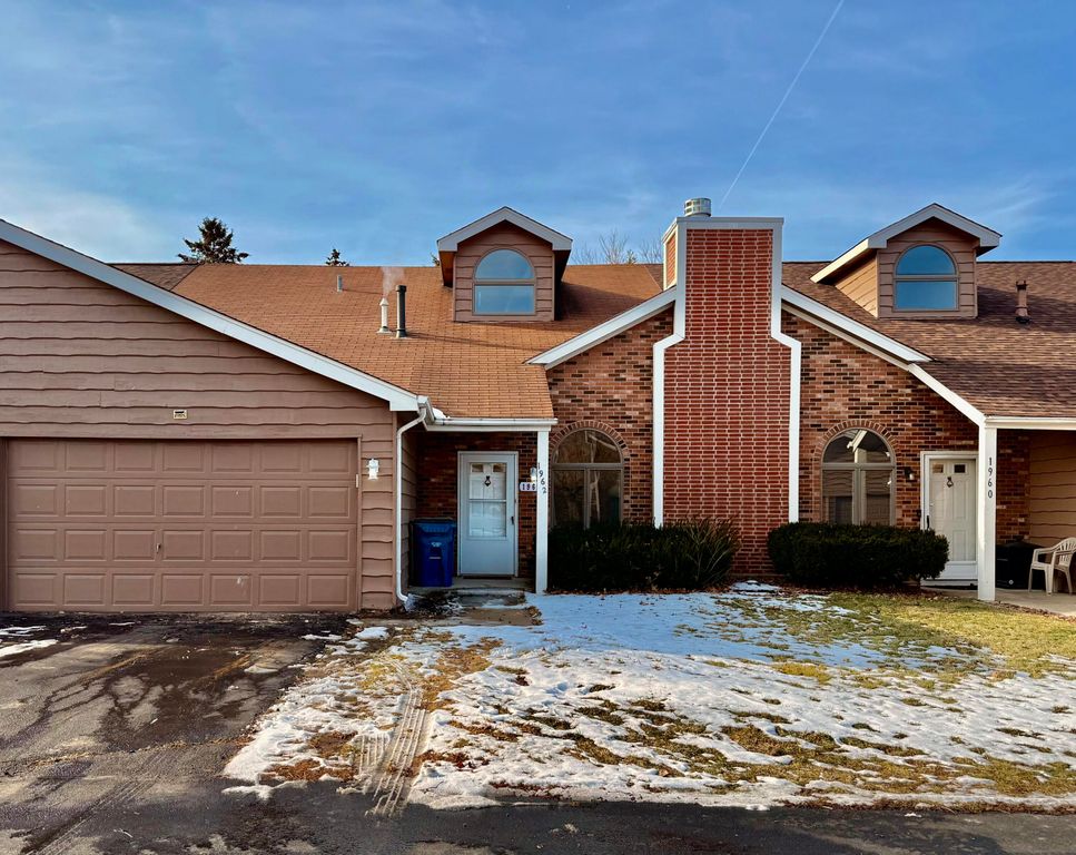 1962 Aspen Court, Crown Point, IN 46307