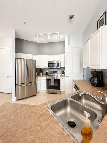 322 TERRACE RIDGE CIRCLE 322, Davenport, FL 33896