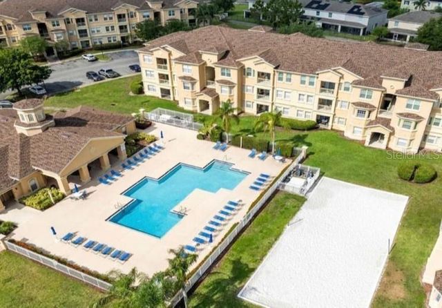 322 TERRACE RIDGE CIRCLE 322, Davenport, FL 33896