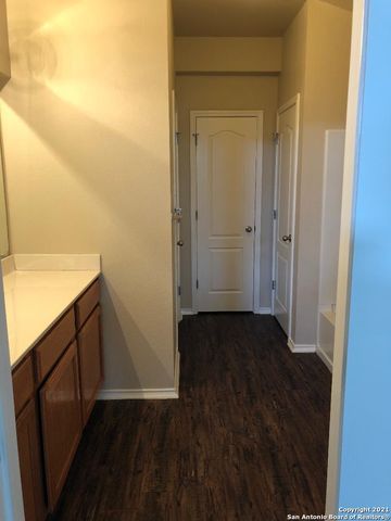 5514 JUSTIN CV, San Antonio, TX 78240