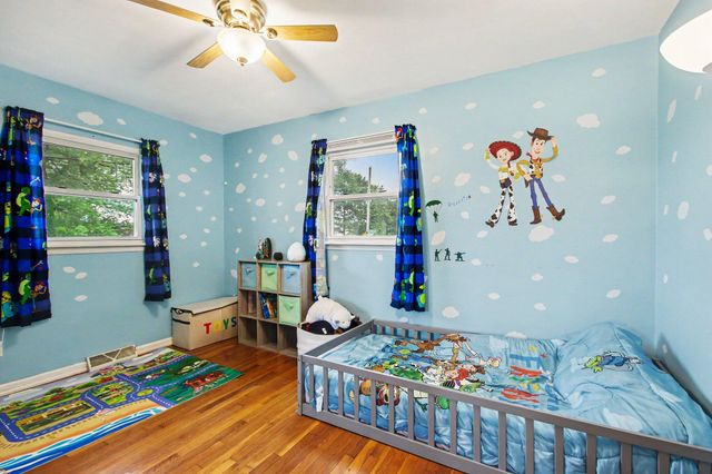 1033 S Decatur Street, Hobart, IN 46342