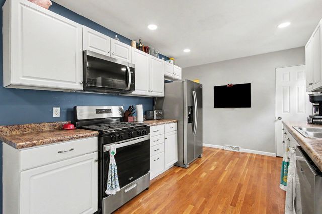 1033 S Decatur Street, Hobart, IN 46342