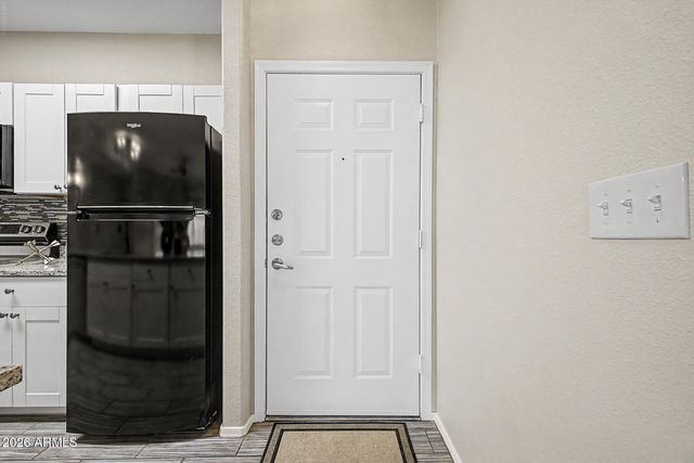 18416 N CAVE CREEK Road 3017, Phoenix, AZ 85032