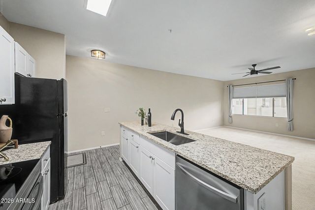 18416 N CAVE CREEK Road 3017, Phoenix, AZ 85032
