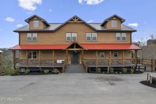 1485 Sleepy Valley Lane, Sevierville, TN 37876