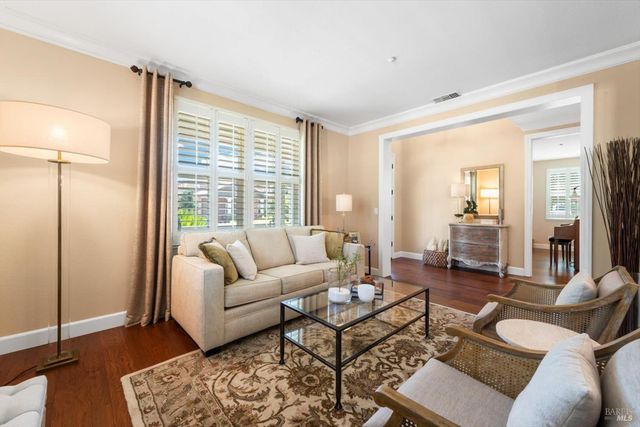 466 Peacock Way, Vacaville, CA 95688