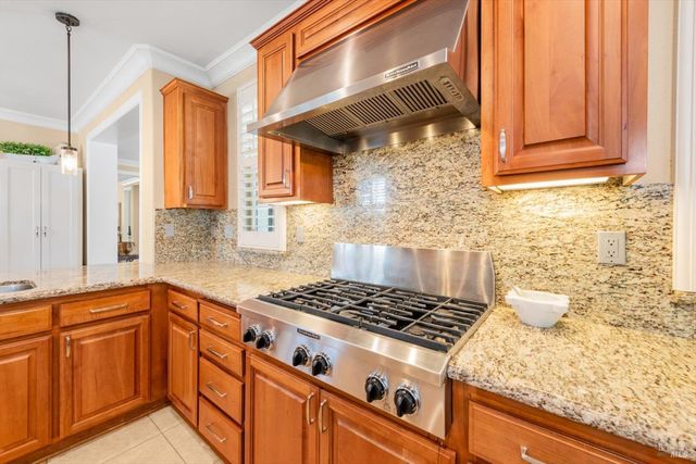 466 Peacock Way, Vacaville, CA 95688