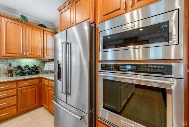 466 Peacock Way, Vacaville, CA 95688