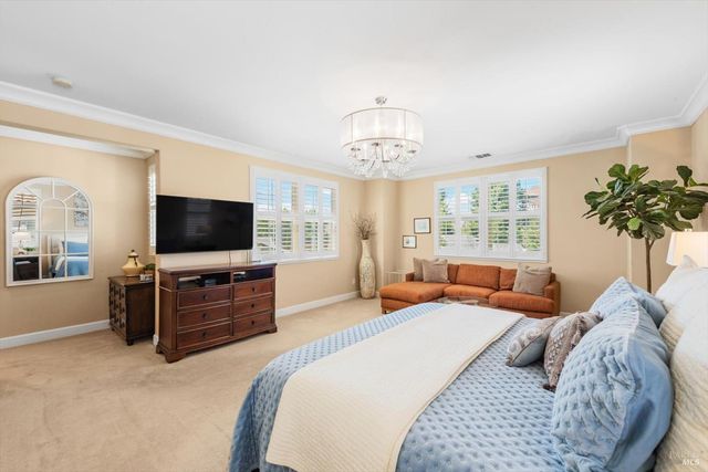 466 Peacock Way, Vacaville, CA 95688