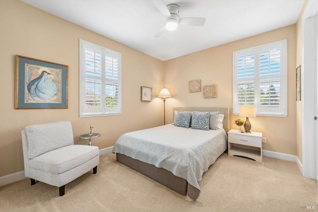 466 Peacock Way, Vacaville, CA 95688