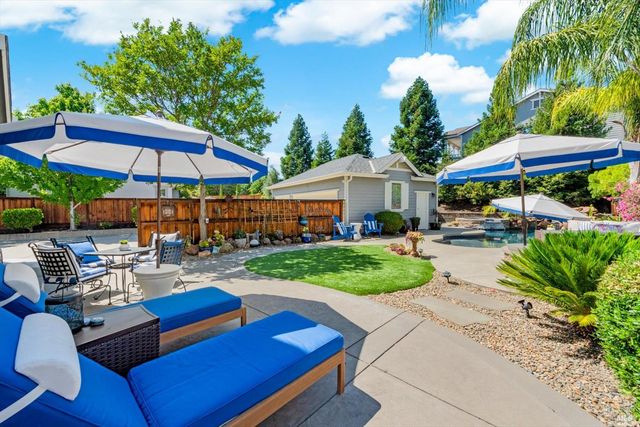 466 Peacock Way, Vacaville, CA 95688