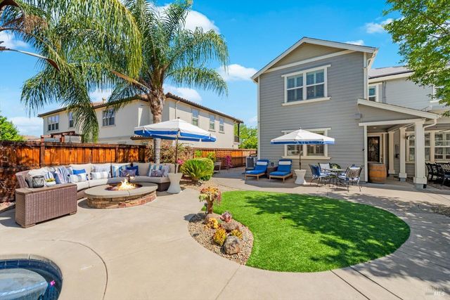 466 Peacock Way, Vacaville, CA 95688