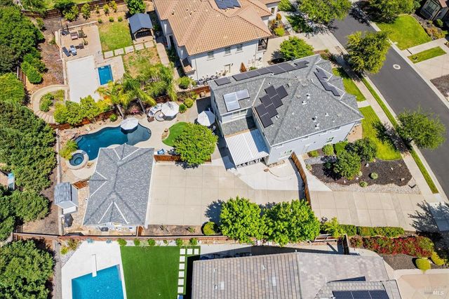 466 Peacock Way, Vacaville, CA 95688
