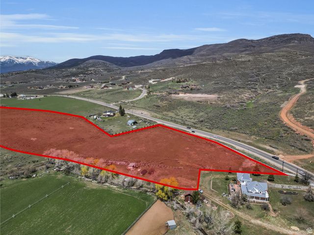 4714 E LAKE CREEK RD, Heber City, UT 84032