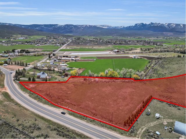 4714 E LAKE CREEK RD, Heber City, UT 84032