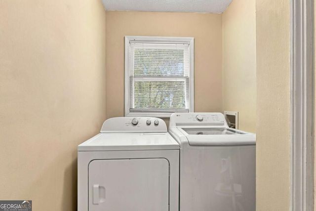 322 Mariner Circle, Woodstock, GA 30189